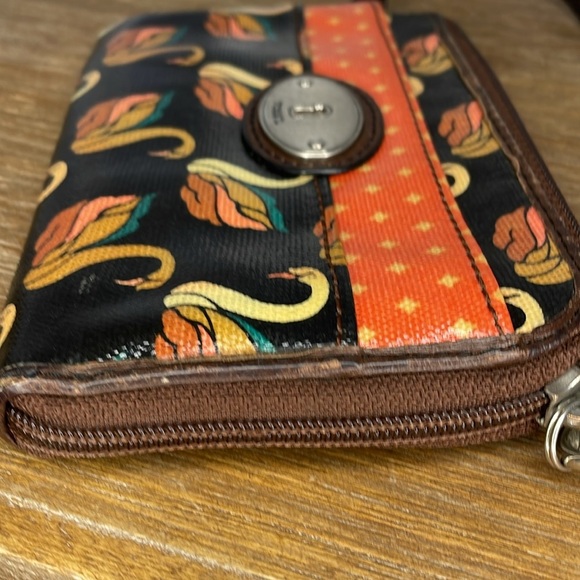 Fossil Key-Per Coated Canvas Swan Wristlet - Picture 8 of 9